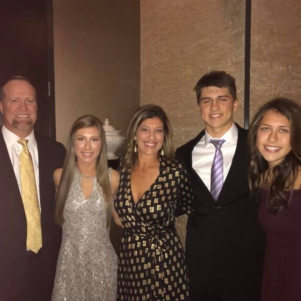 Meet your Posher, Debbie